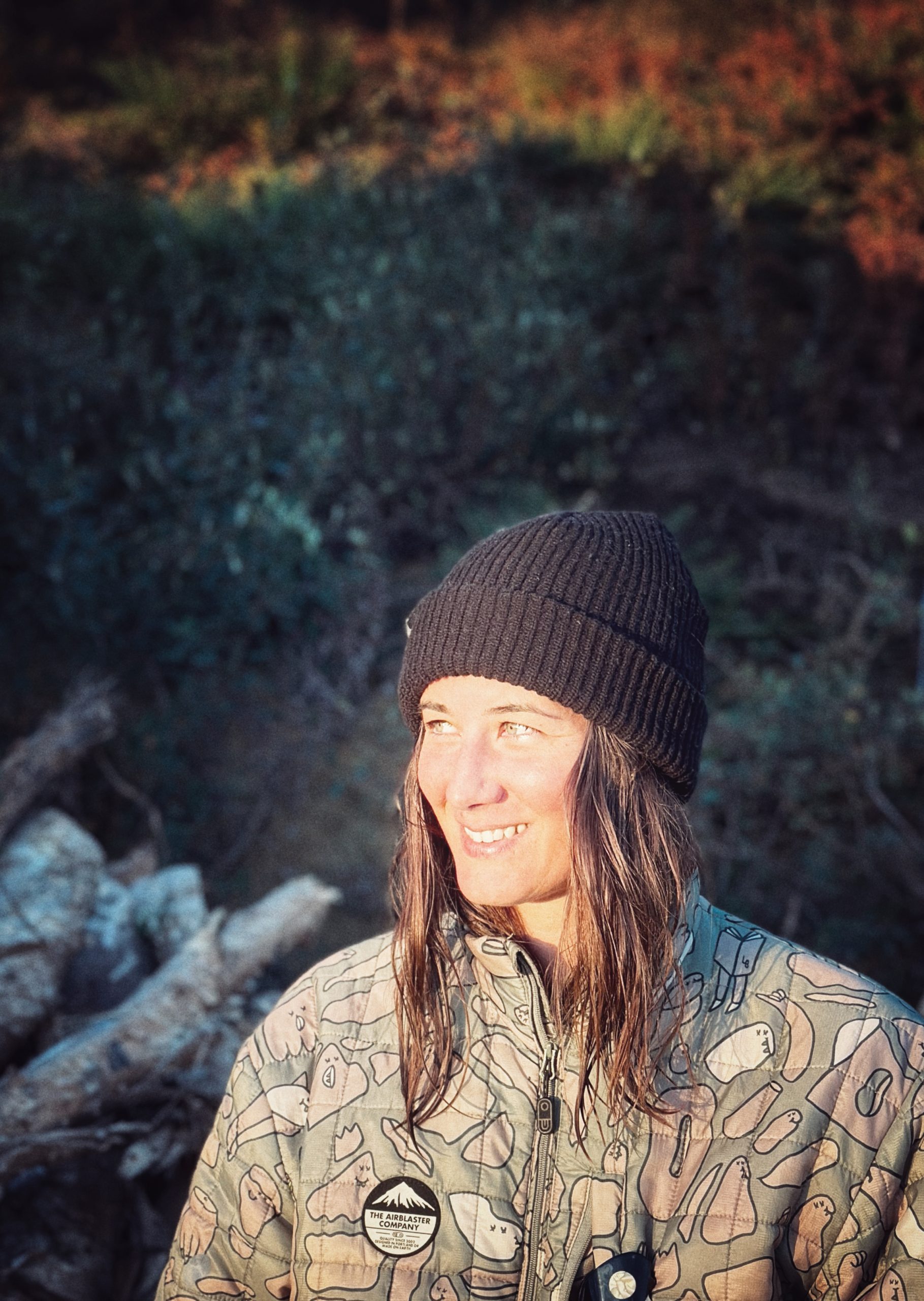 Mikki_Portrait_Blick_zur_Seite